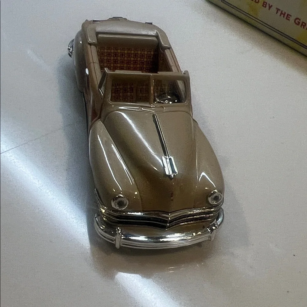Matchbox Collectibles 1947 Chrysler Cream and Brown Die-Cast Convertible DINKY